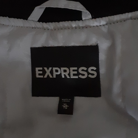 Express Jacket - Picture 4 of 4